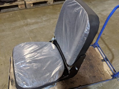 Кресло водителя низкое на КАМАЗ за 19000 рублей в магазине remzapchasti.ru 5320-6810010 Н №25