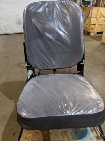 Кресло водителя низкое на КАМАЗ за 19000 рублей в магазине remzapchasti.ru 5320-6810010 Н №51