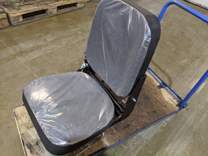 Кресло водителя низкое на КАМАЗ за 19000 рублей в магазине remzapchasti.ru 5320-6810010 Н №67
