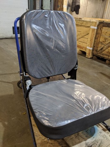 Кресло водителя низкое на КАМАЗ за 19000 рублей в магазине remzapchasti.ru 5320-6810010 Н №69